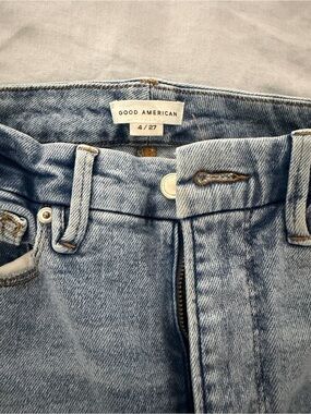 Good American women’s Light Blue Denim Jeans